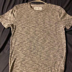 Casual grey Abercrombie and Fitch tee men’s size small